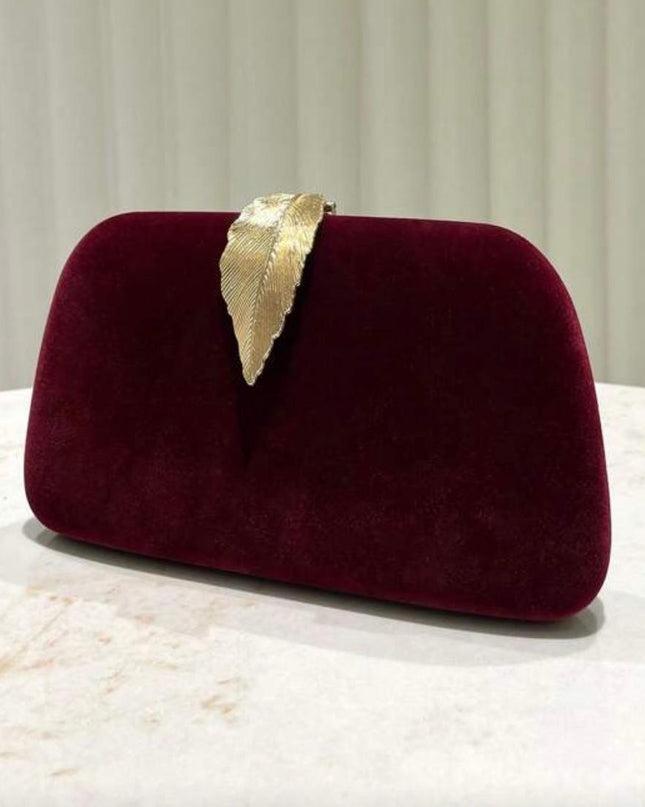 Nuit Velours Burgundy Purse.