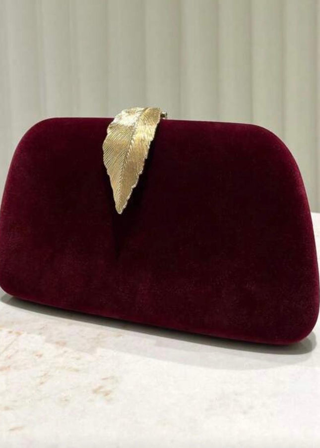 Nuit Velours Burgundy Purse.