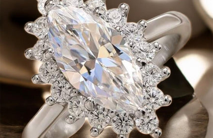 Lune de Paris Collection