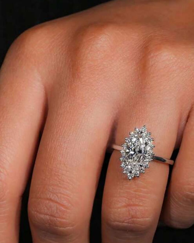 Lune de Paris Collection