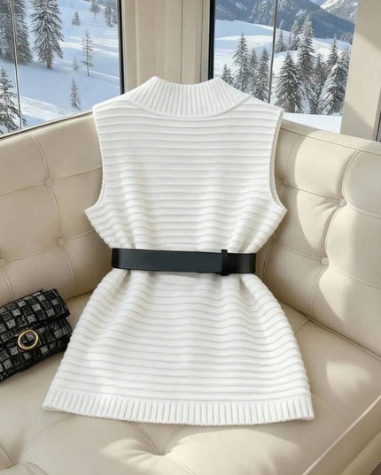 Sweater vest by Luxe Muet